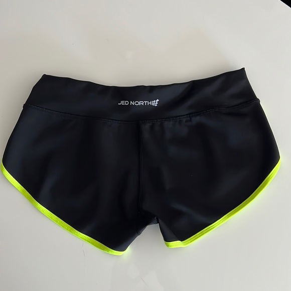 Jed North Varsity Short Shorts - Black, size M - Picture 4 of 5